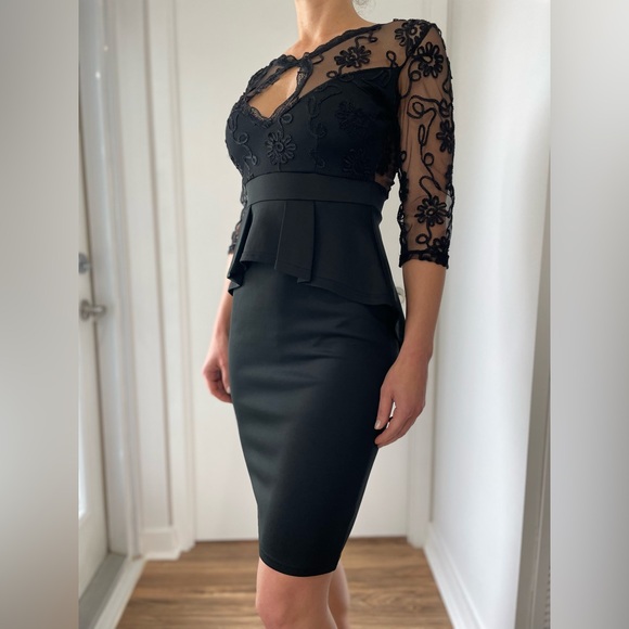 Black formal dress with lace detail size Medium - Picture 4 of 4